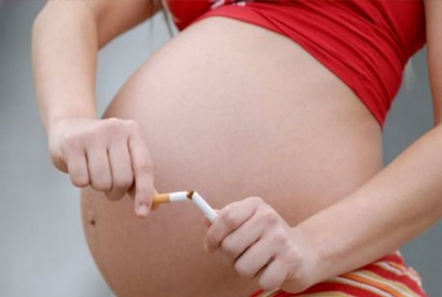 Εγκυμοσύνη: Το κάπνισμα της μητέρας αλλάζει το DNA του εμβρύου